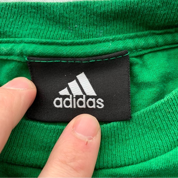 SHAQ RARE Boston Celtics big shamrock! Dwayne Johnson ain’t got nothing on Shaq - Picture 3 of 5